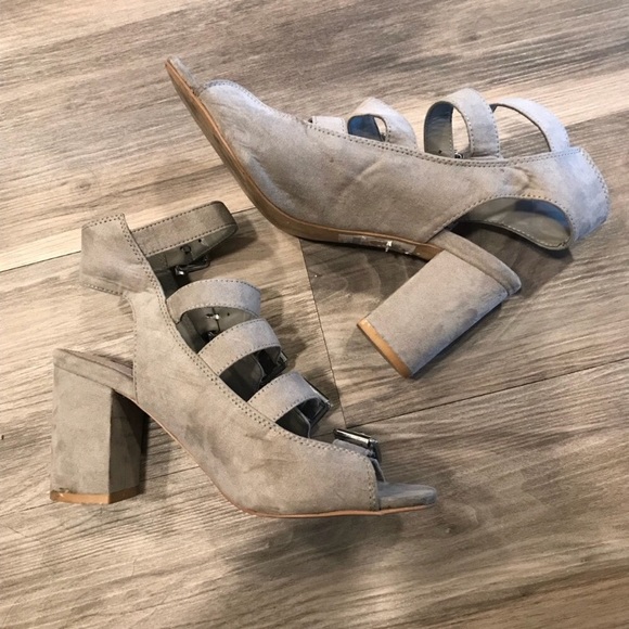 Topshop Cream Buckled Heeled Booties Size 8 - Picture 7 of 8